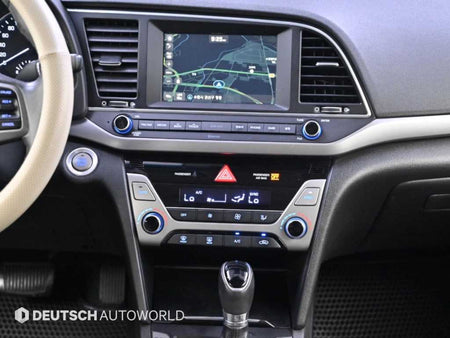 Hyundai Avante — photo 14