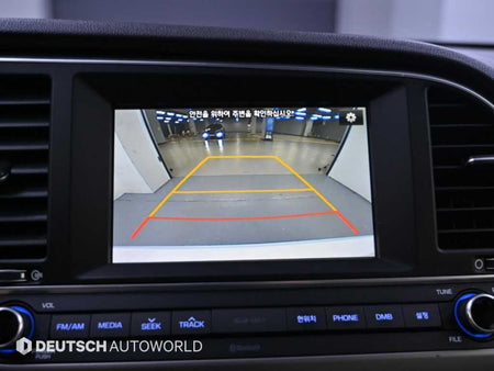 Hyundai Avante — photo 15
