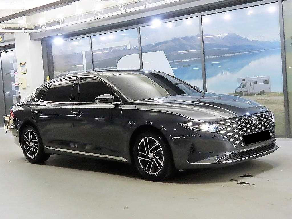 Hyundai Grandeur — photo 01
