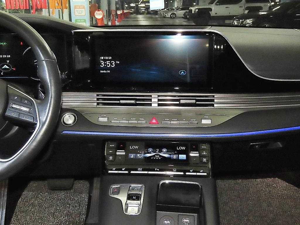 Hyundai Grandeur — photo 11