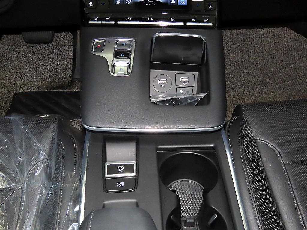 Hyundai Grandeur — photo 12