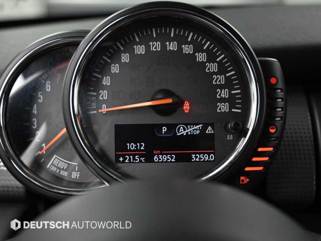 Mini Cooper — photo 08