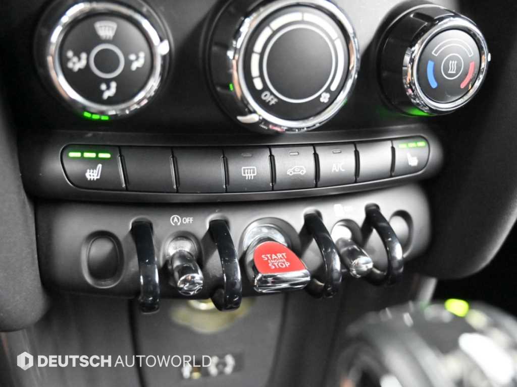 Mini Cooper — photo 17