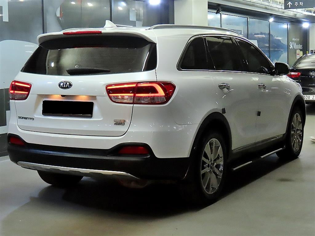 Kia Sorento — photo 04
