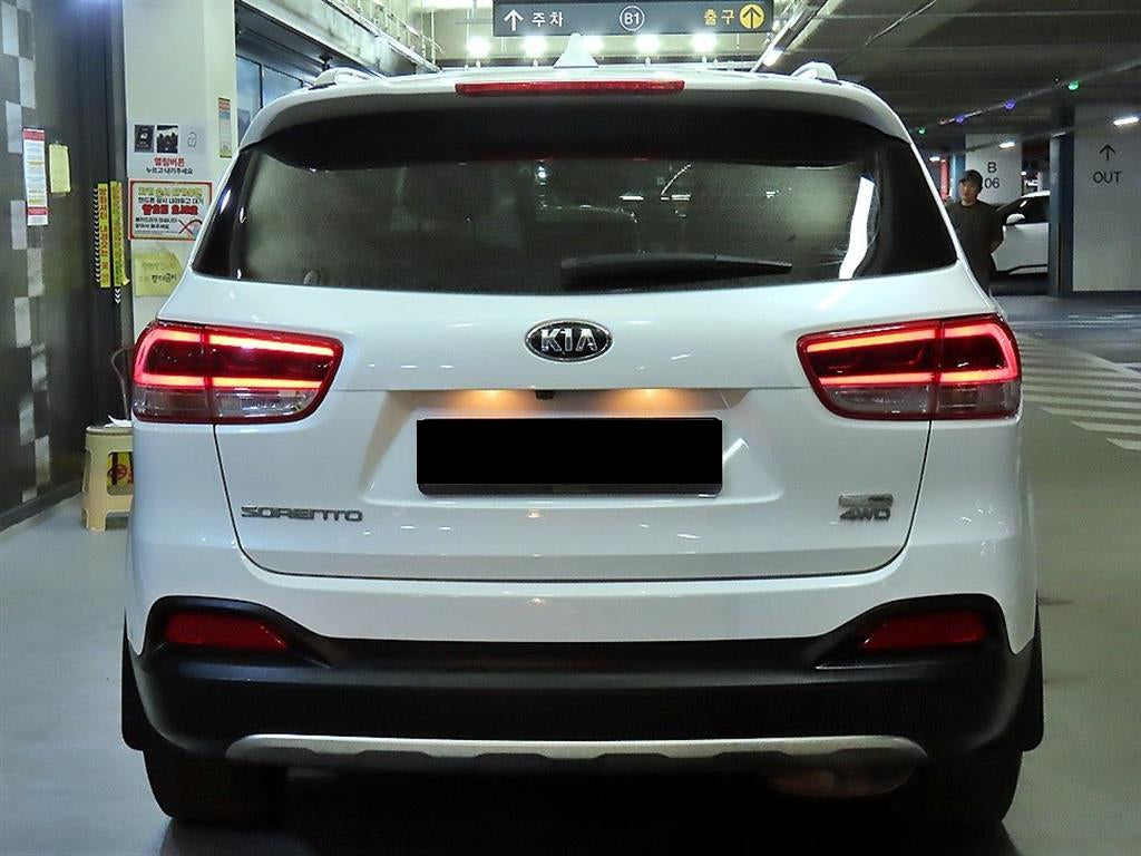 Kia Sorento — photo 05