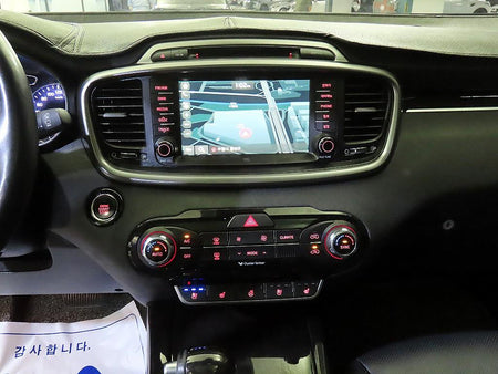 Kia Sorento — photo 11