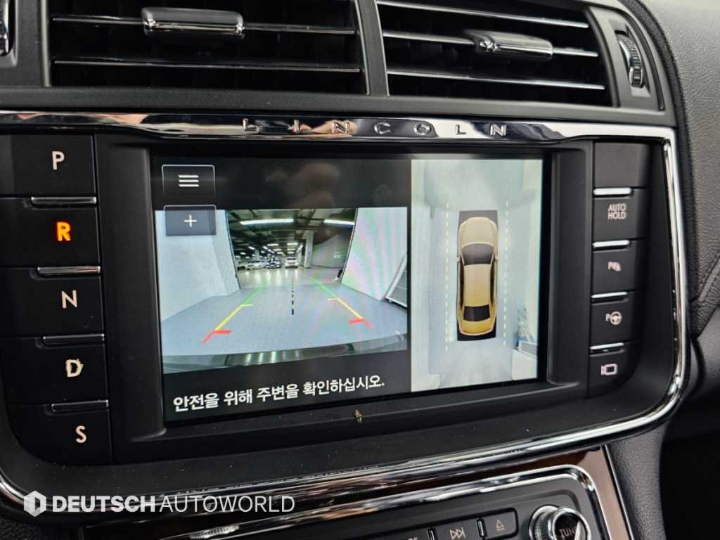 Lincoln Continental — photo 15