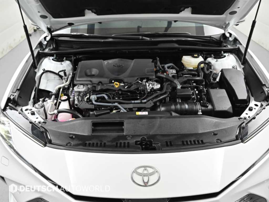 Toyota Camry — photo 06