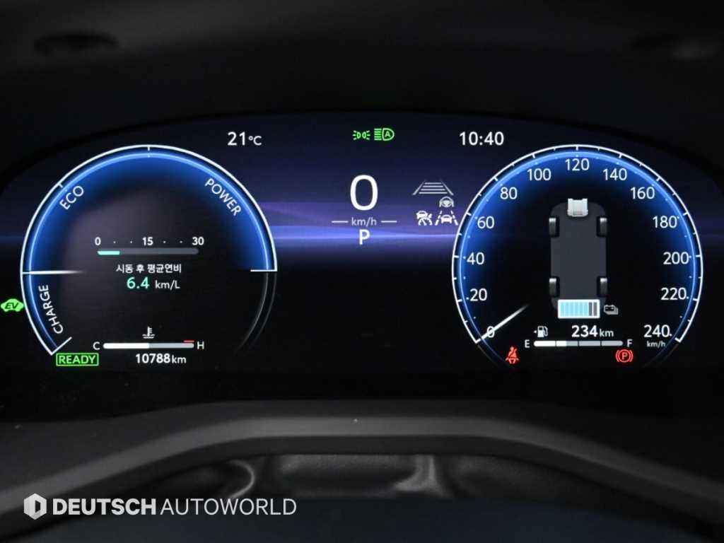 Toyota Camry — photo 08