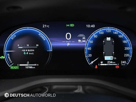 Toyota Camry — photo 08