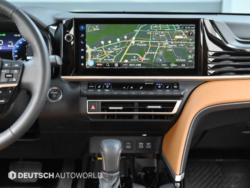 Toyota Camry — photo 14