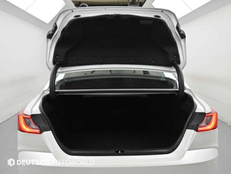Toyota Camry — photo 19