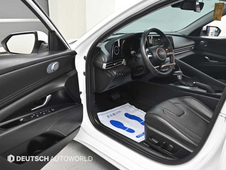 Hyundai Avante — photo 11