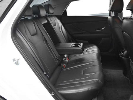 Hyundai Avante — photo 12