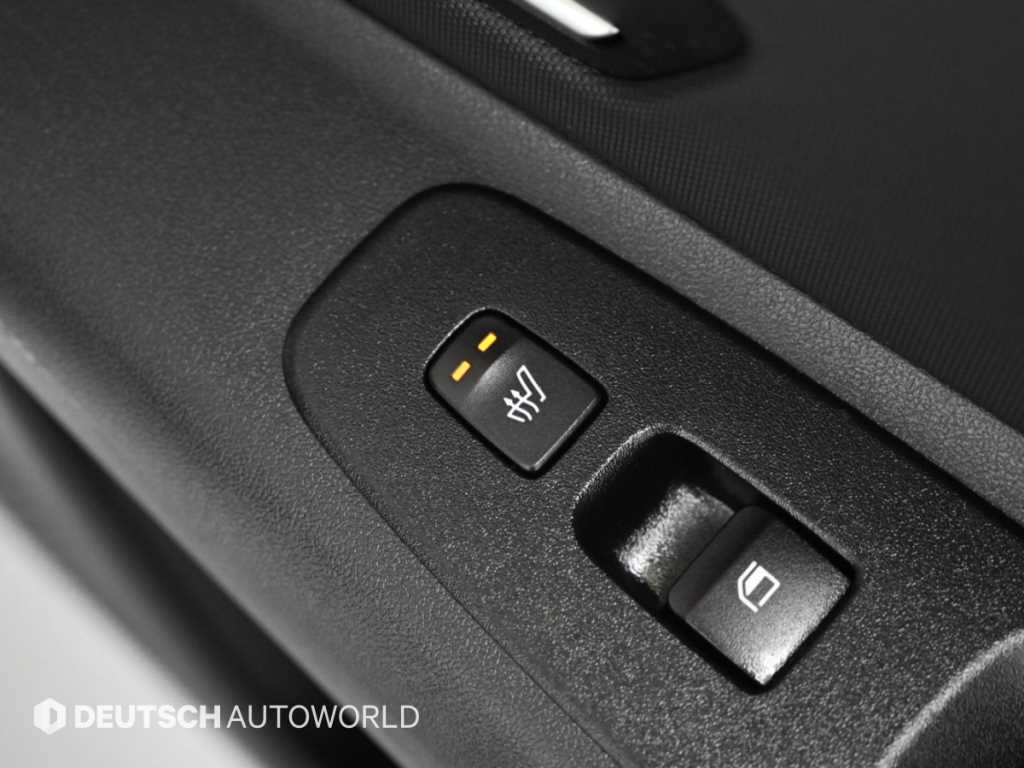 Hyundai Avante — photo 16