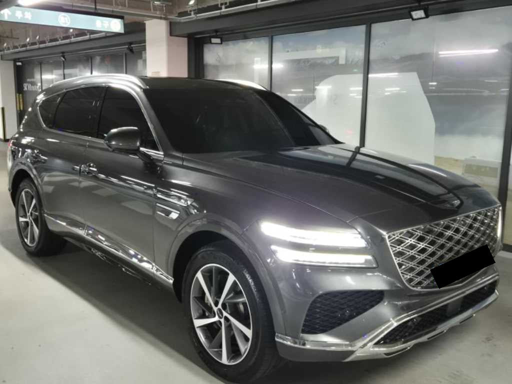 Genesis GV80 — photo 01