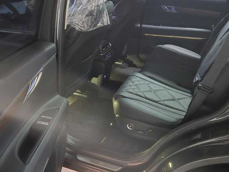 Genesis GV80 — photo 08