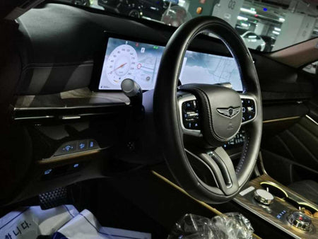Genesis GV80 — photo 14