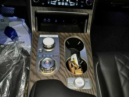 Genesis GV80 — photo 17