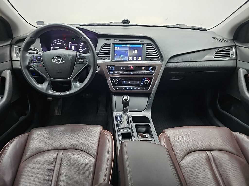 Hyundai Sonata — photo 07