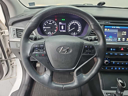 Hyundai Sonata — photo 09