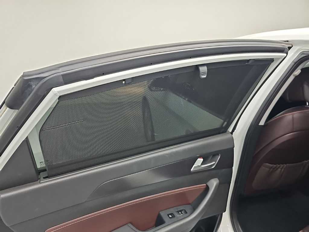 Hyundai Sonata — photo 13