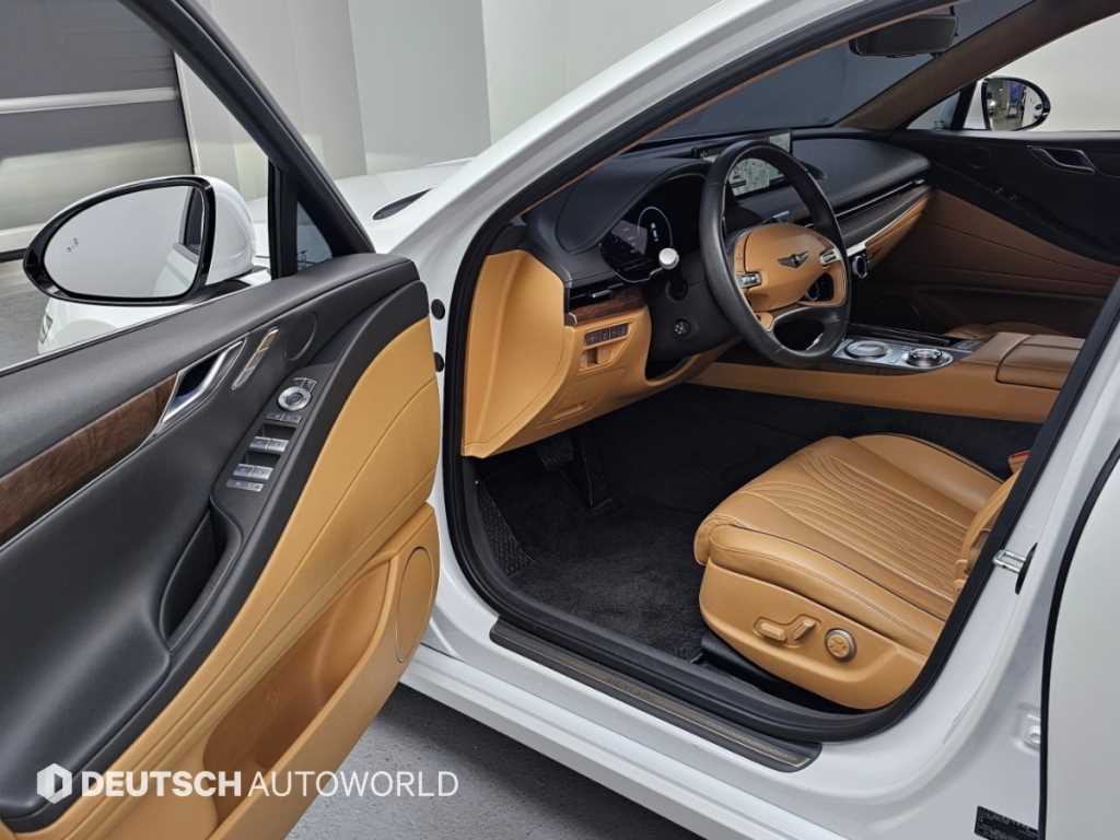 Genesis G80 — photo 10