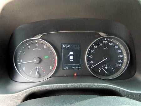 Hyundai Avante — photo 09