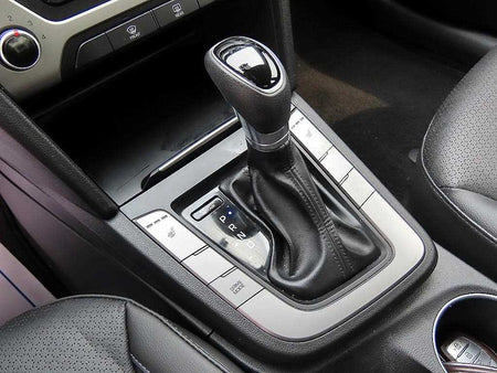 Hyundai Avante — photo 10