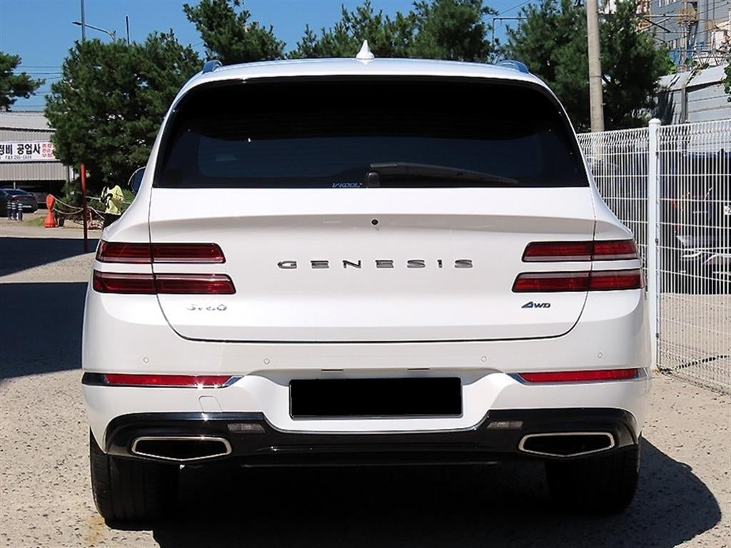 Genesis GV80 — photo 04