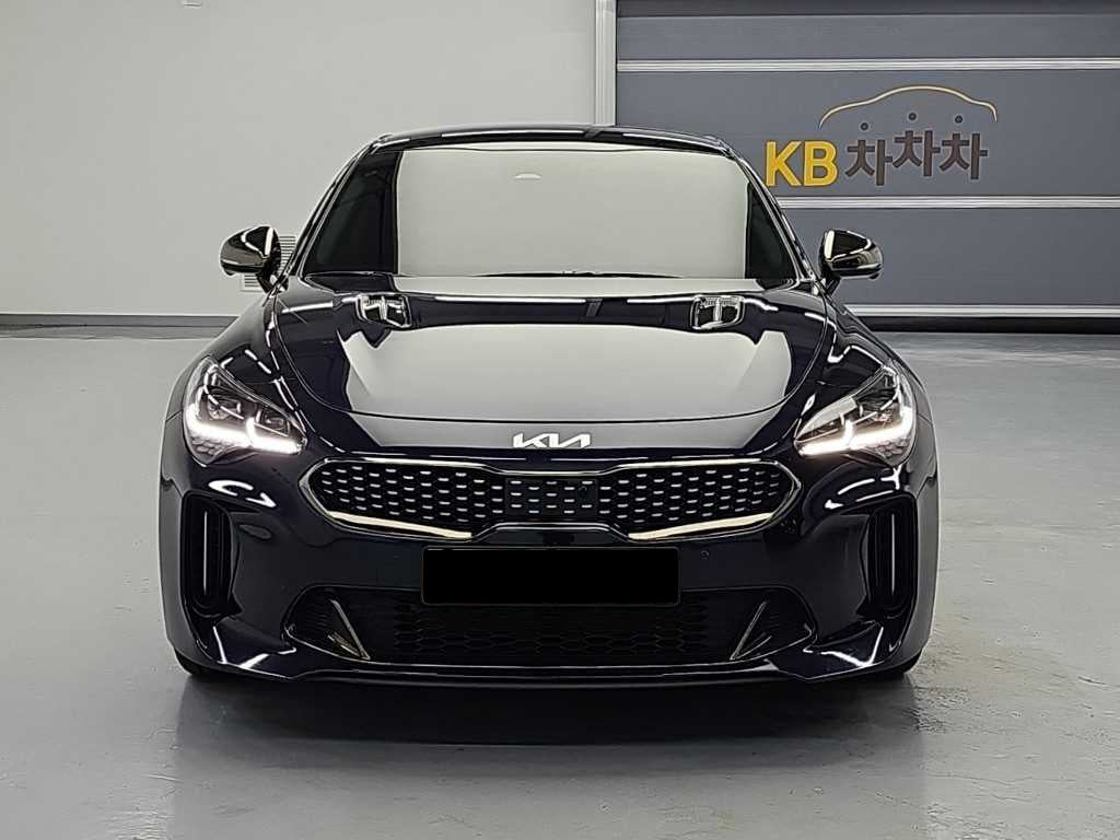 Kia Stinger — photo 02