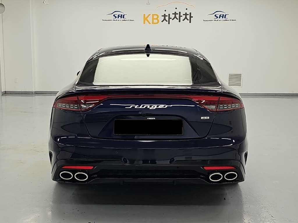 Kia Stinger — photo 03