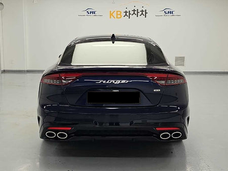 Kia Stinger — photo 03
