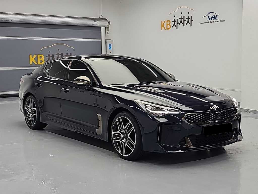 Kia Stinger — photo 04