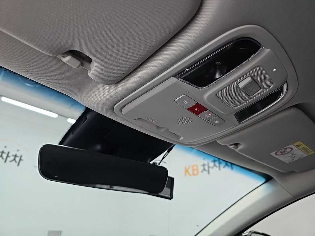 Kia Stinger — photo 17
