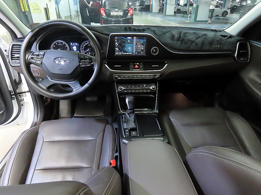 Hyundai Grandeur — photo 10