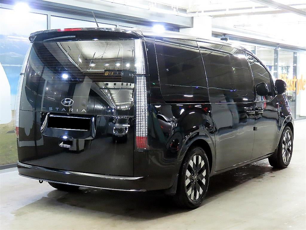 Hyundai Staria — photo 04