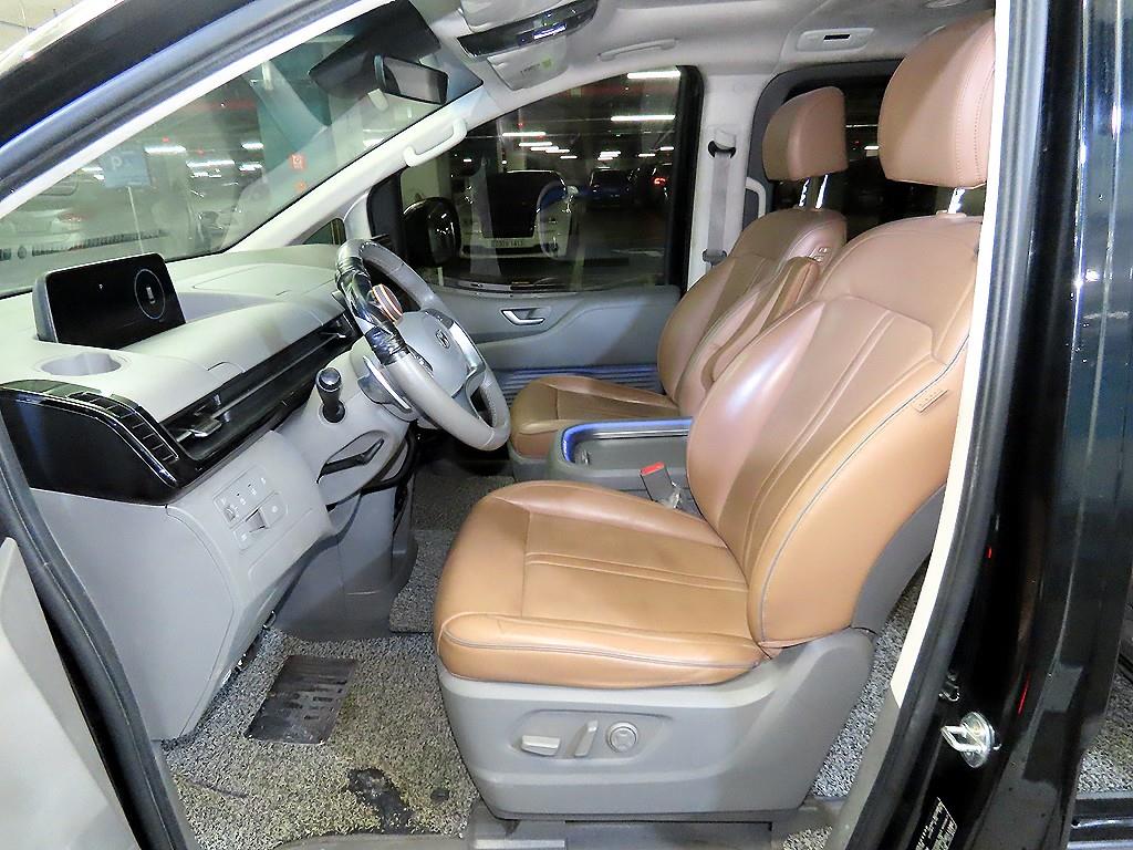 Hyundai Staria — photo 06