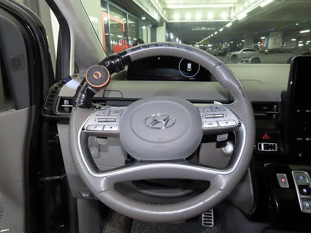 Hyundai Staria — photo 08