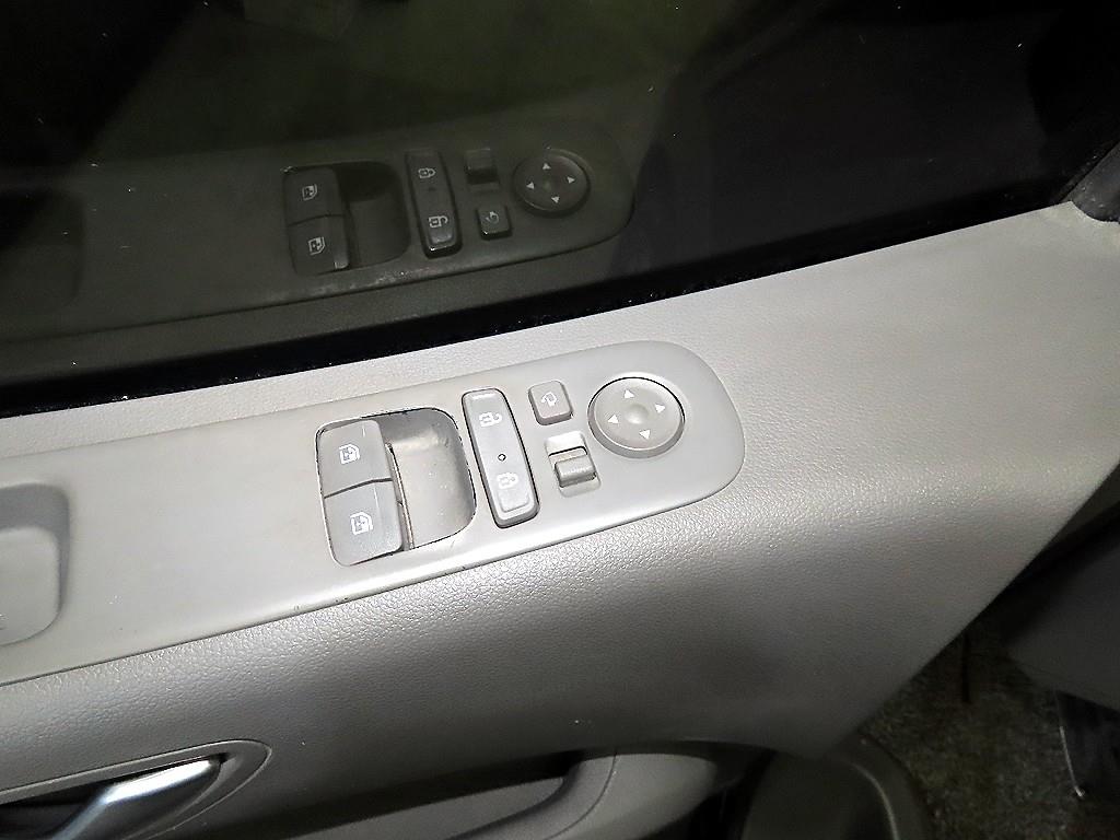 Hyundai Staria — photo 12