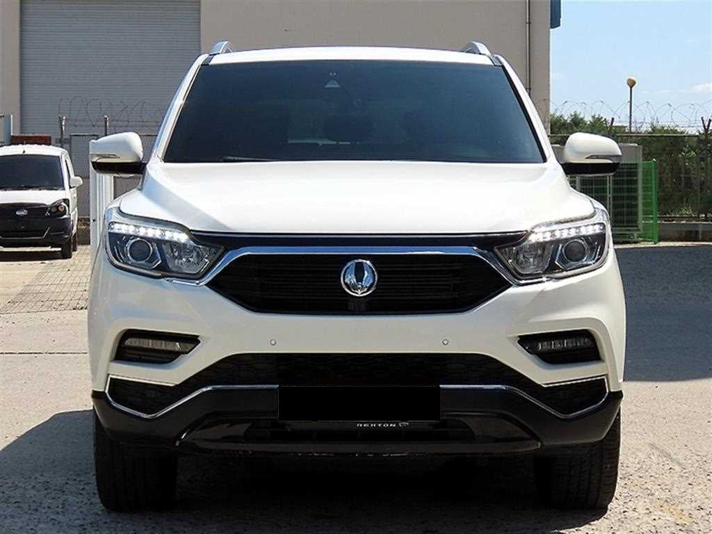 KGM Rexton — photo 01