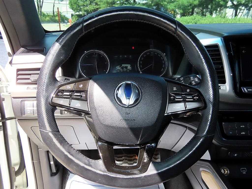 KGM Rexton — photo 08