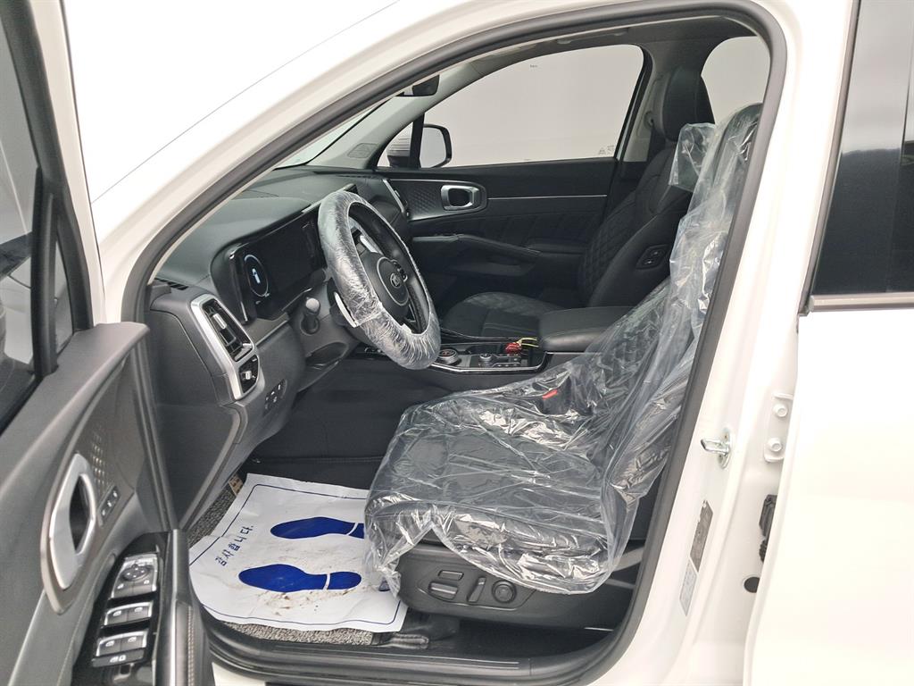 Kia Sorento — photo 11
