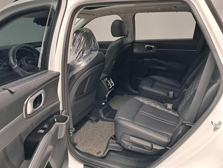 Kia Sorento — photo 12