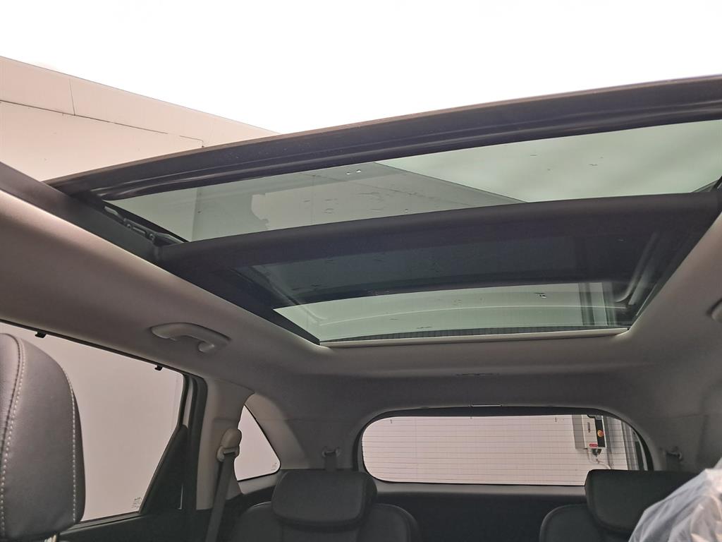 Kia Sorento — photo 16