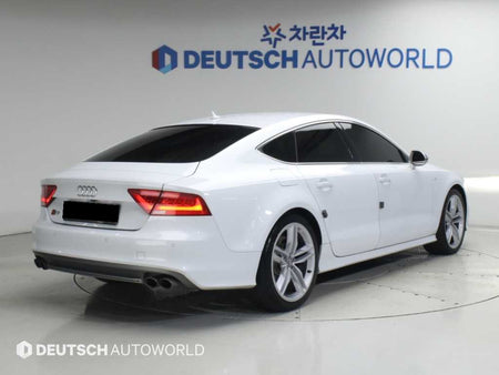 Audi S7 — photo 02