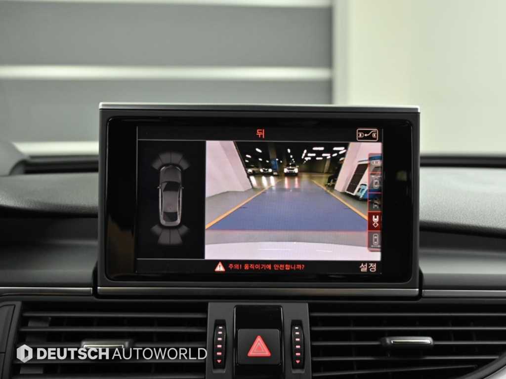 Audi S7 — photo 15