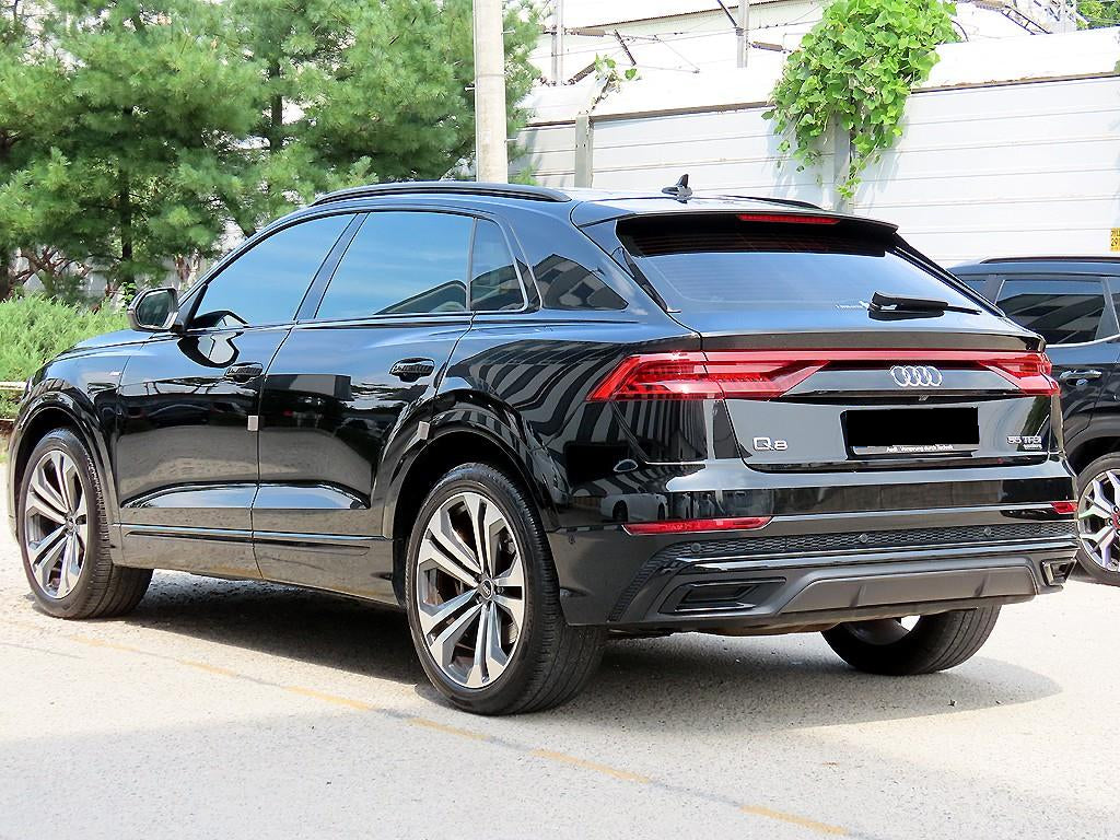 Audi Q8 — photo 03