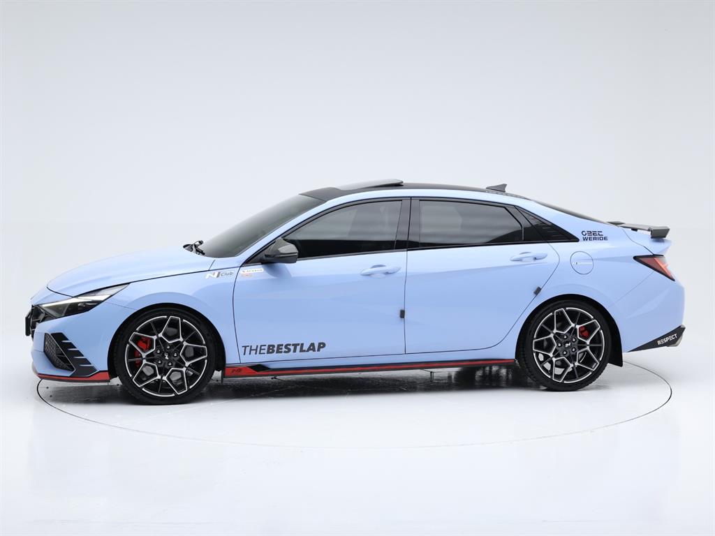 Hyundai Avante — photo 03