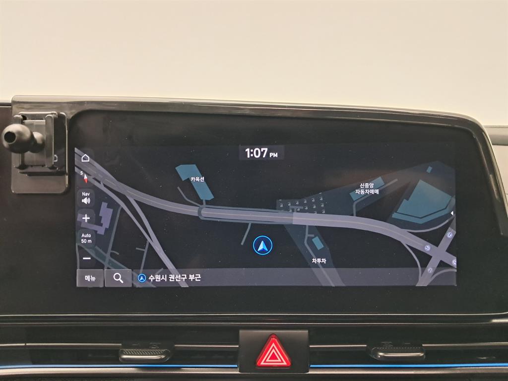 Hyundai Avante — photo 09